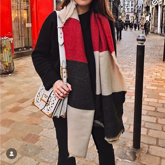 Zara Accessories - Zara large scarf